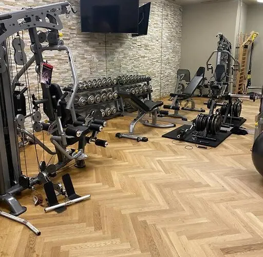 Cosy, Stylish New Flat With And Gym & Shuttle To Lifts 公寓 莱克斯