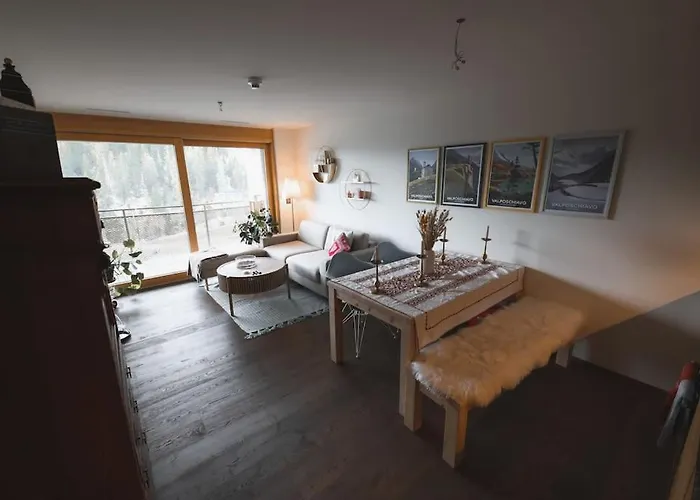 Cosy, Stylish New Flat With And Gym & Shuttle To Lifts *