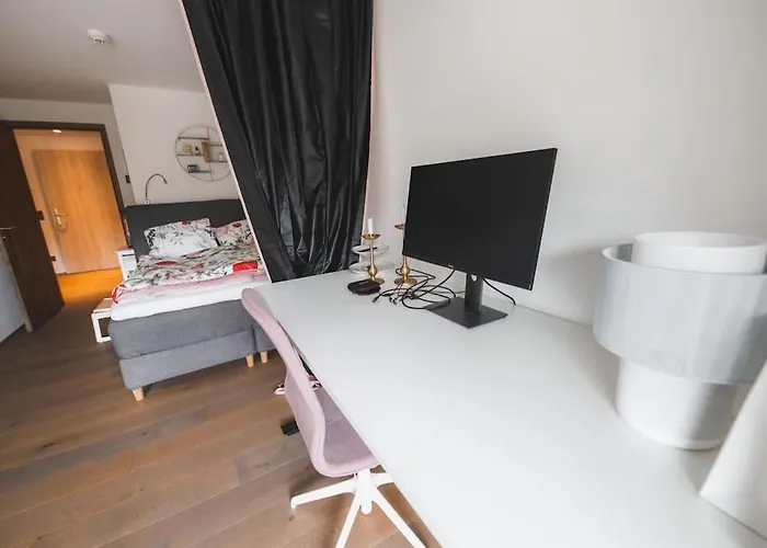 Appartamento Cosy, Stylish New Flat With And Gym & Shuttle To Lifts Laax
