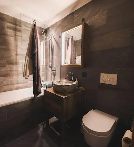 Cosy, Stylish New Flat With And Gym & Shuttle To Lifts 公寓