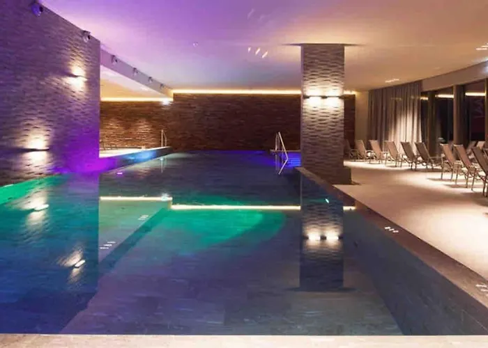 Appartamento Cosy, Stylish New Flat With And Gym & Shuttle To Lifts